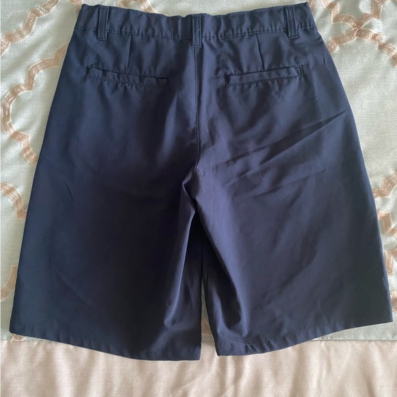 Izod Flat Front Performance Shorts, Boys Size 14, Adjustable Waist, Navy - Picture 2 of 7
